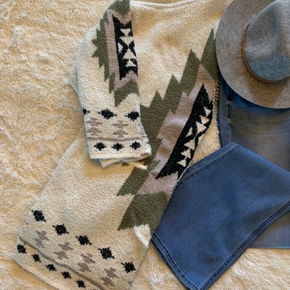 New Aztec Oversized Cardigan Sweater Coat - Picture 12 of 15